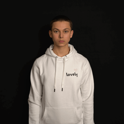 Bestickter Lovely Hoodie